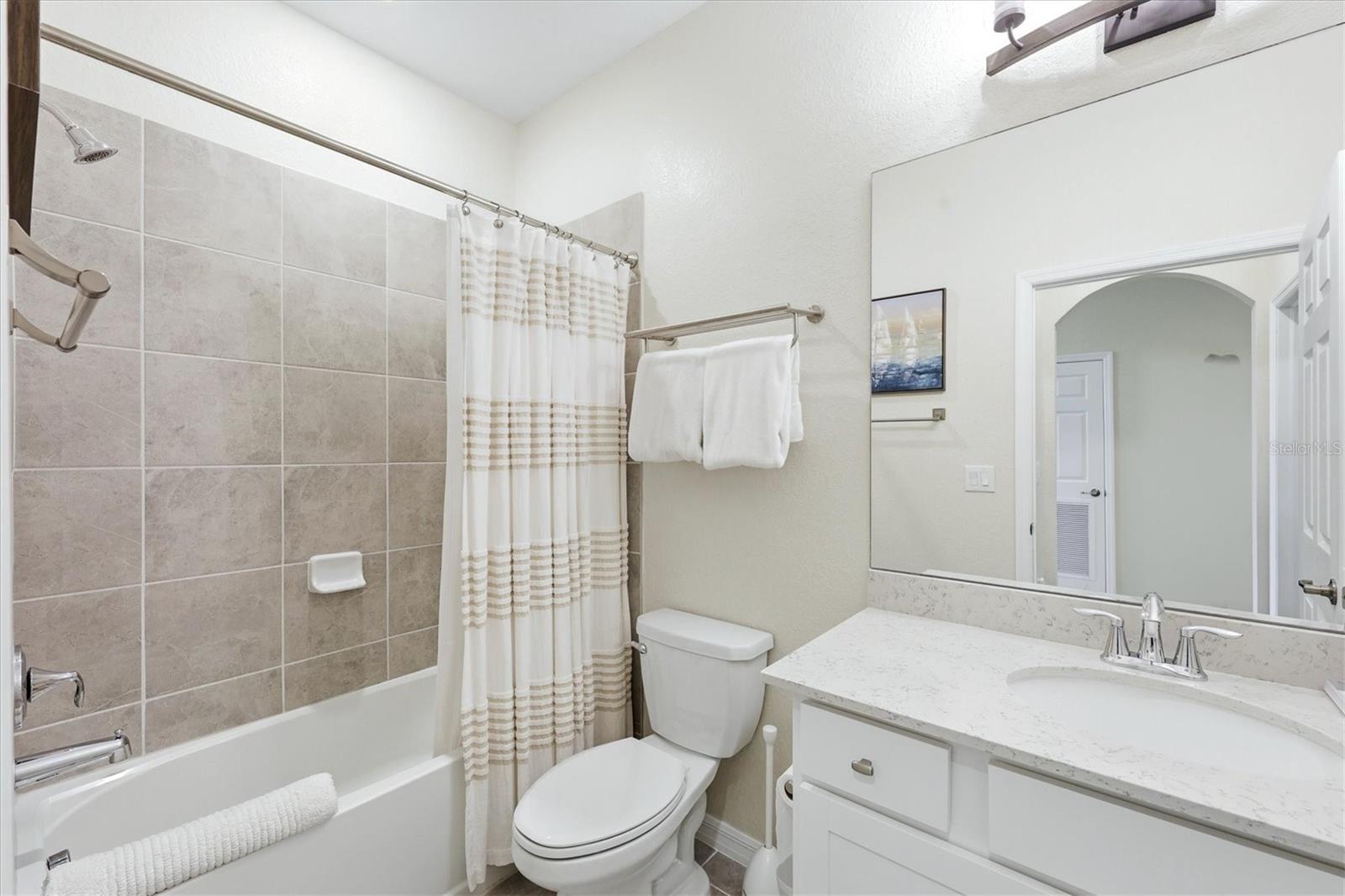18008 GAWTHROP DR #401, BRADENTON, FL, 34211