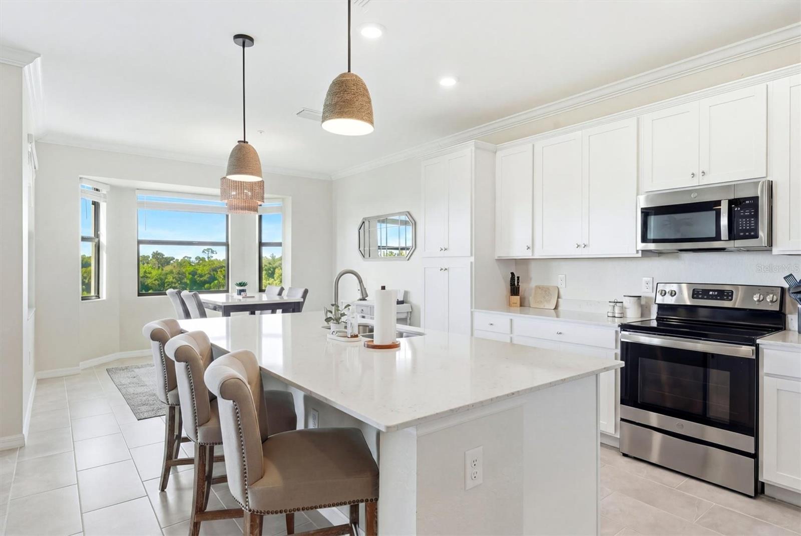 18008 GAWTHROP DR #401, BRADENTON, FL, 34211