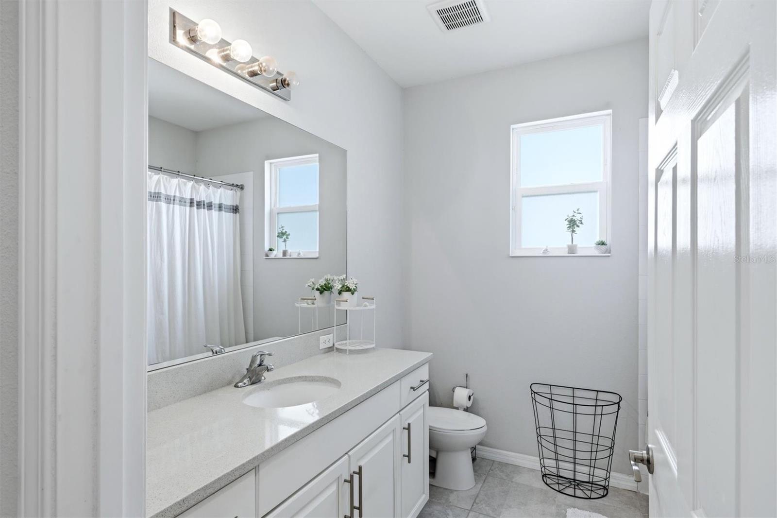 5515 TITLE ROW DR, BRADENTON, FL, 34210