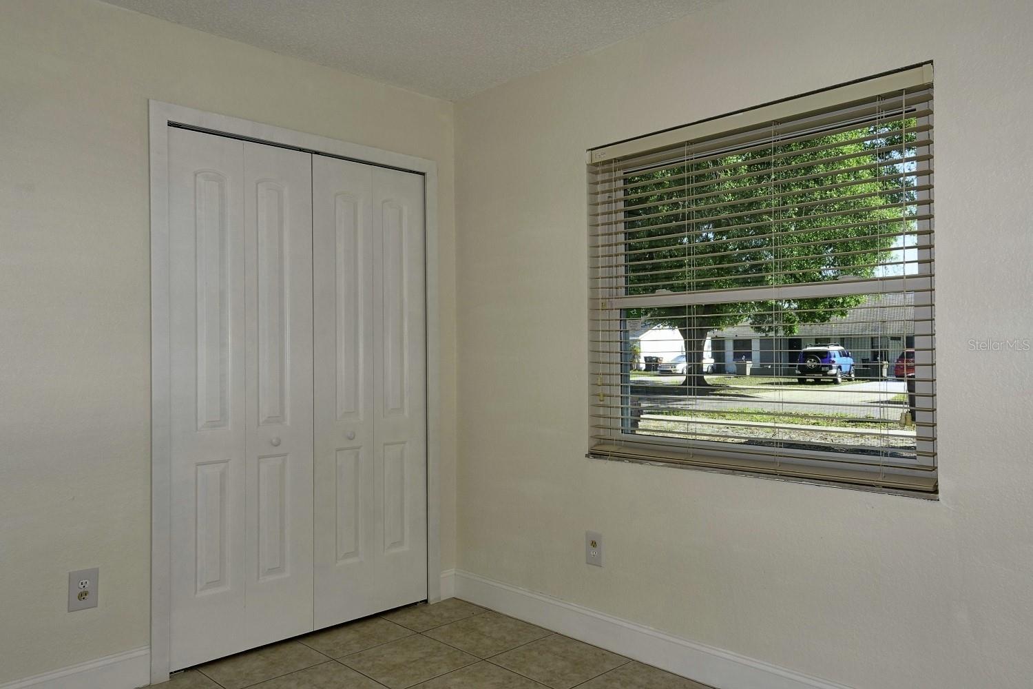 1382 HENDREN DR, ORLANDO, FL, 32807