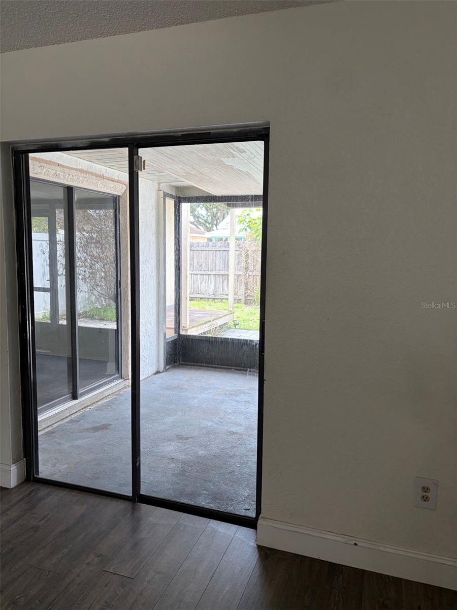 1382 HENDREN DR, ORLANDO, FL, 32807