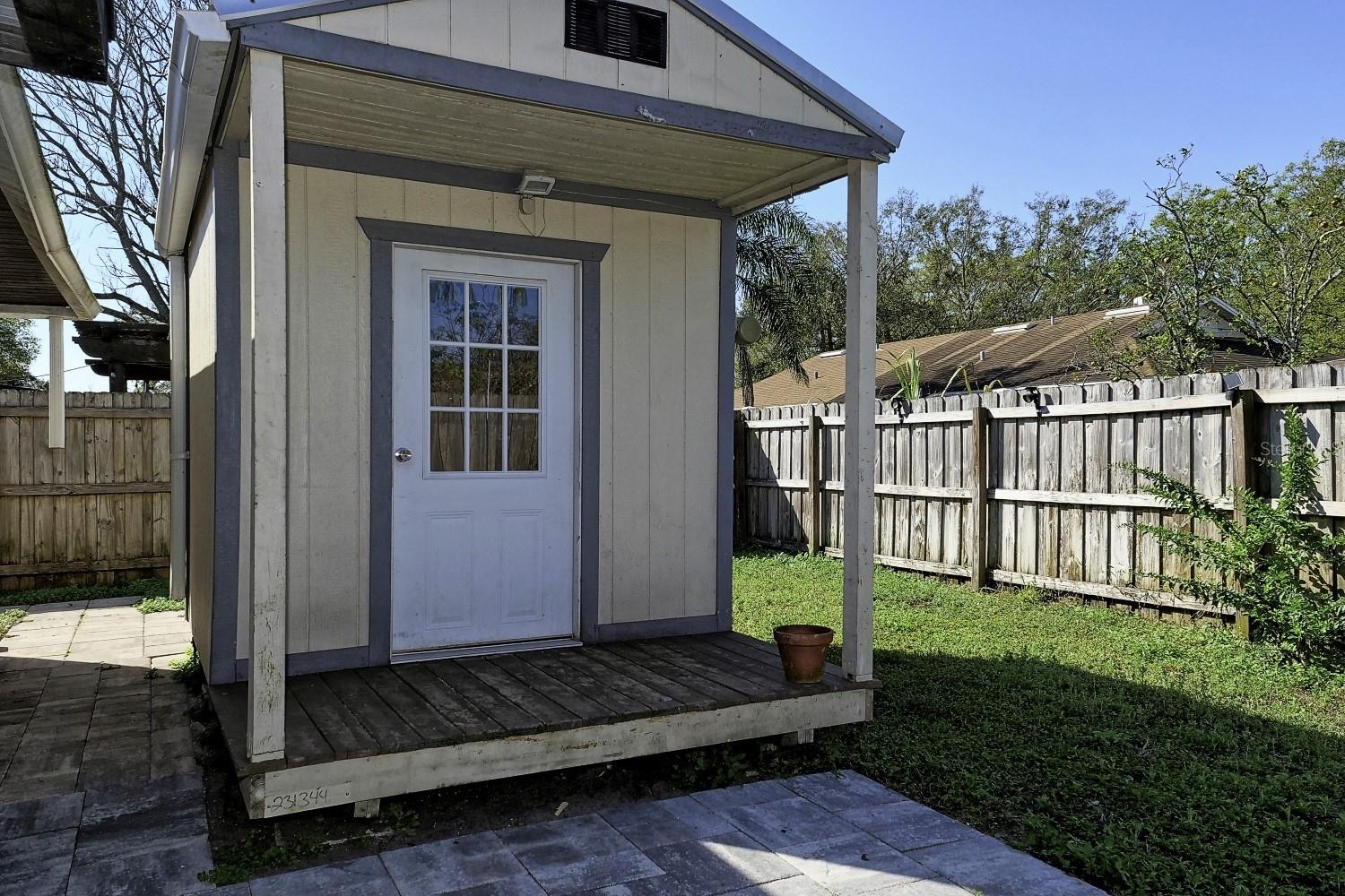 1382 HENDREN DR, ORLANDO, FL, 32807