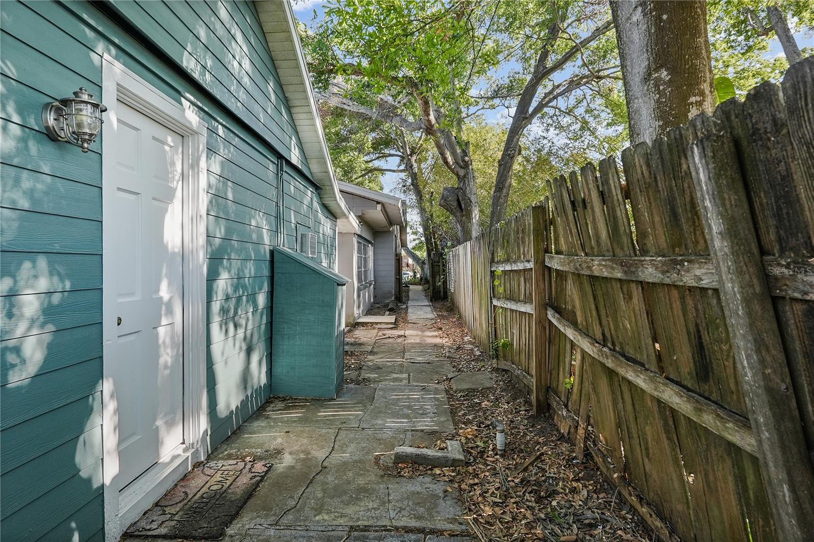 3027 BURLINGTON AVE N, ST PETERSBURG, FL, 33713
