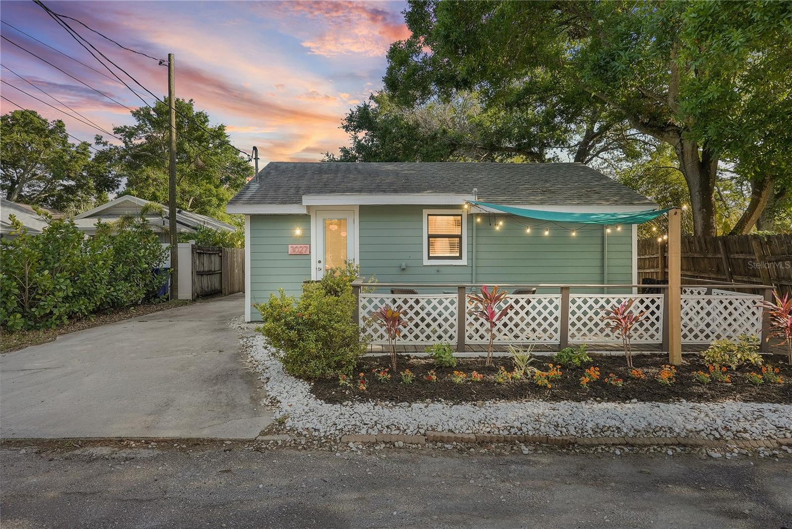 3027 BURLINGTON AVE N, ST PETERSBURG, FL, 33713