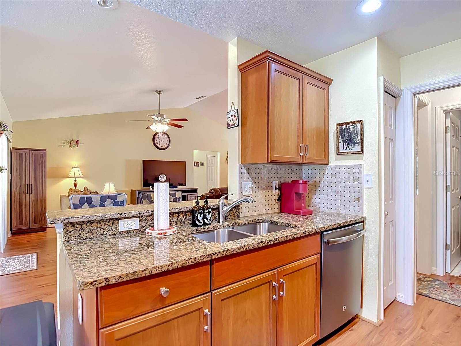 7104 QUAIL HOLLOW BLVD, WESLEY CHAPEL, FL, 33544