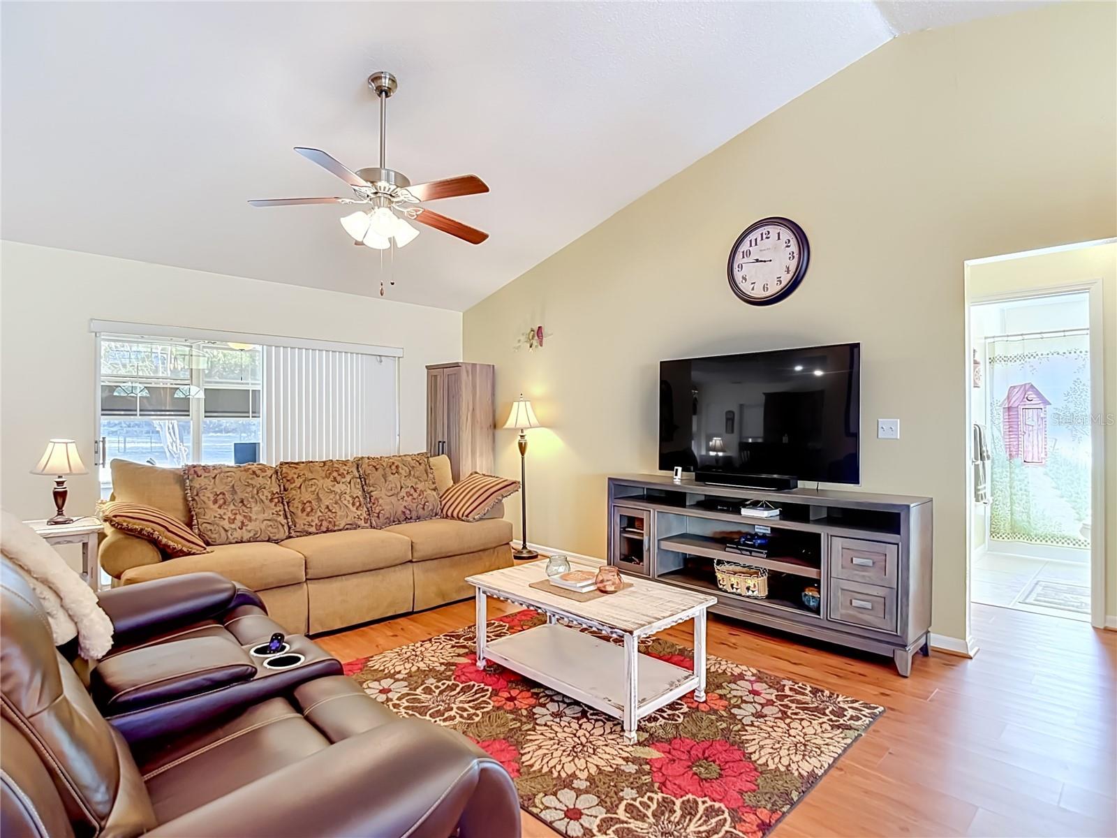 7104 QUAIL HOLLOW BLVD, WESLEY CHAPEL, FL, 33544