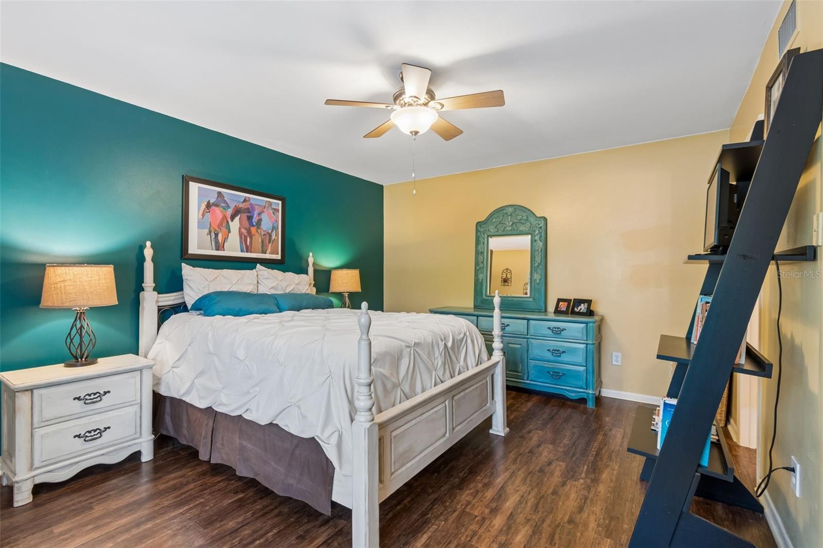 2525 VICTARRA CIR, LUTZ, FL, 33559