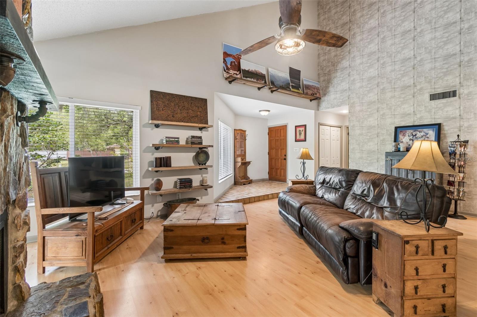 2525 VICTARRA CIR, LUTZ, FL, 33559
