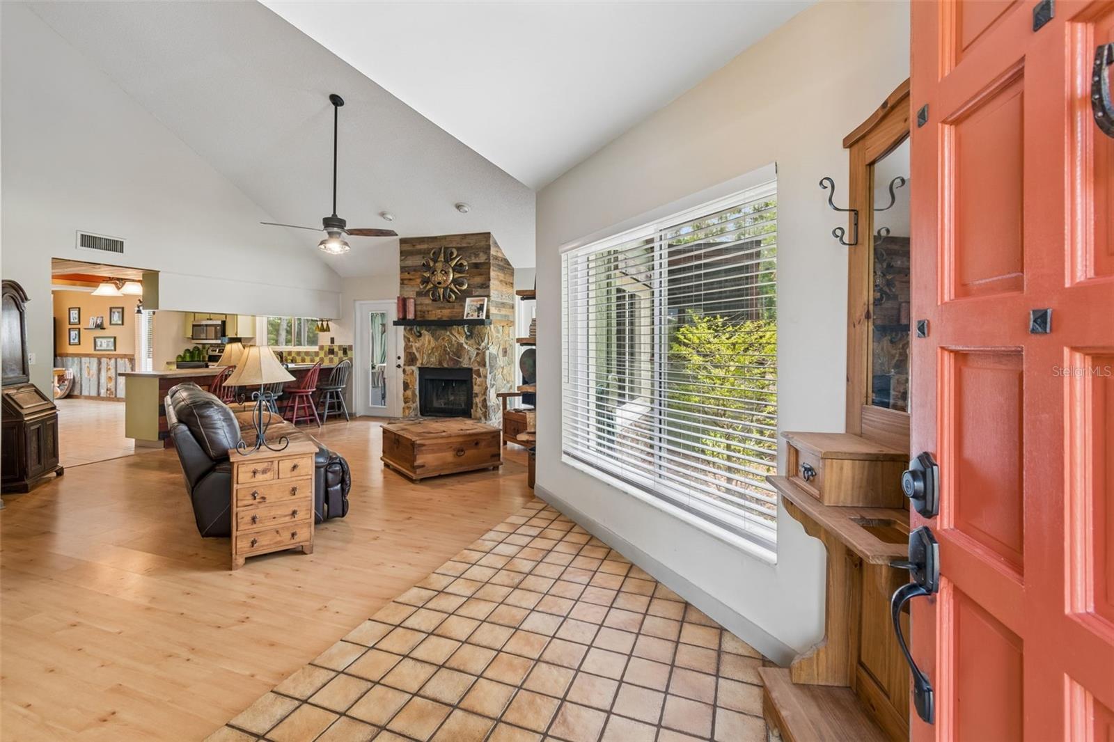 2525 VICTARRA CIR, LUTZ, FL, 33559