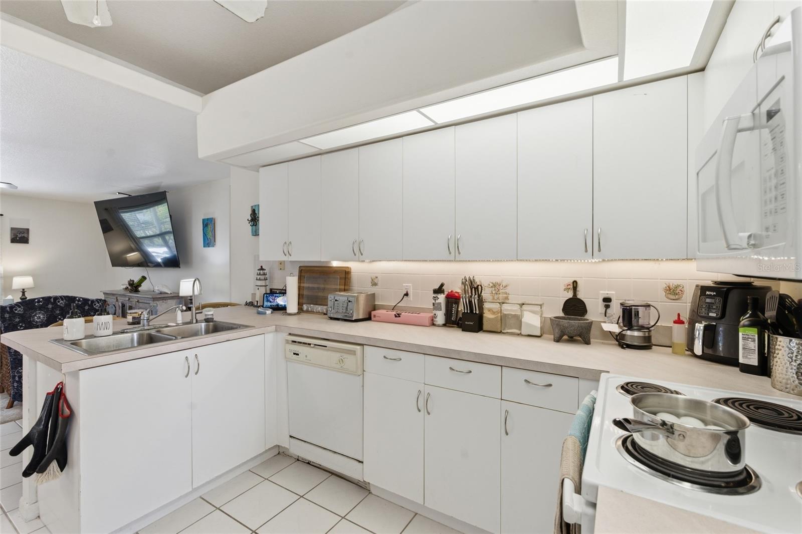 257 BROADMOOR LN, ROTONDA WEST, FL, 33947