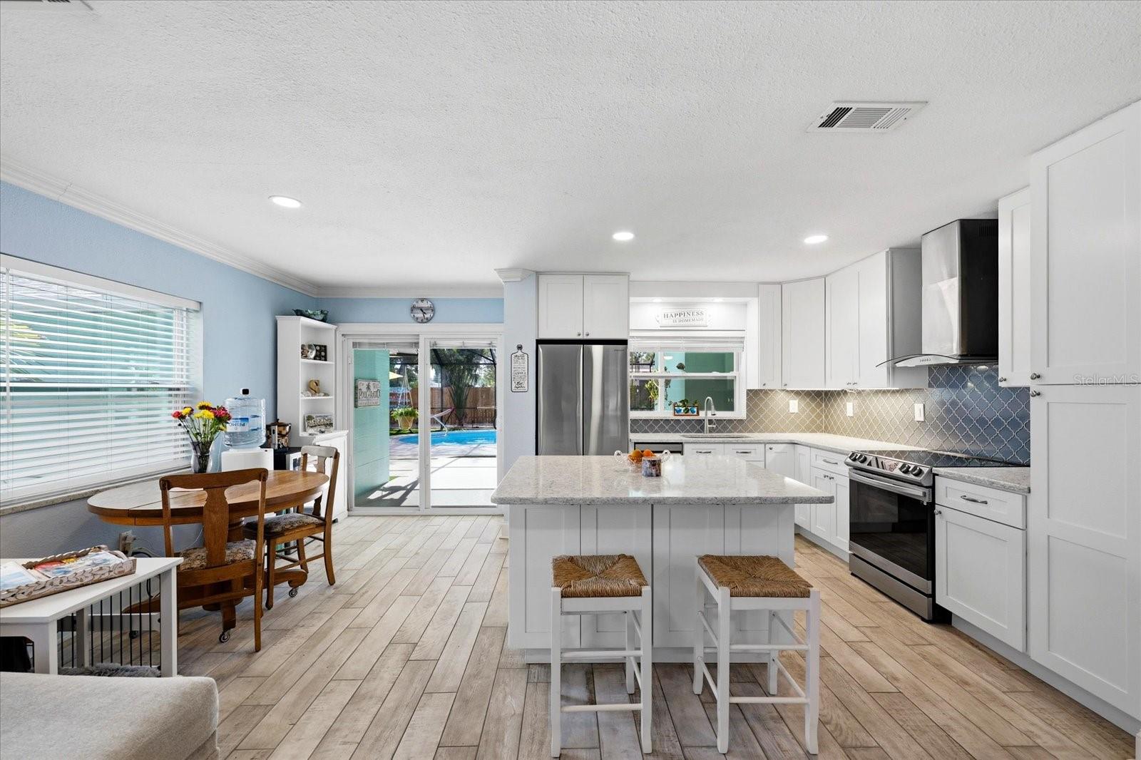 712 S GLENWOOD AVE, CLEARWATER, FL, 33756