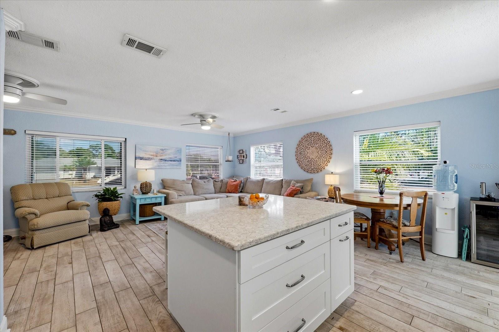712 S GLENWOOD AVE, CLEARWATER, FL, 33756