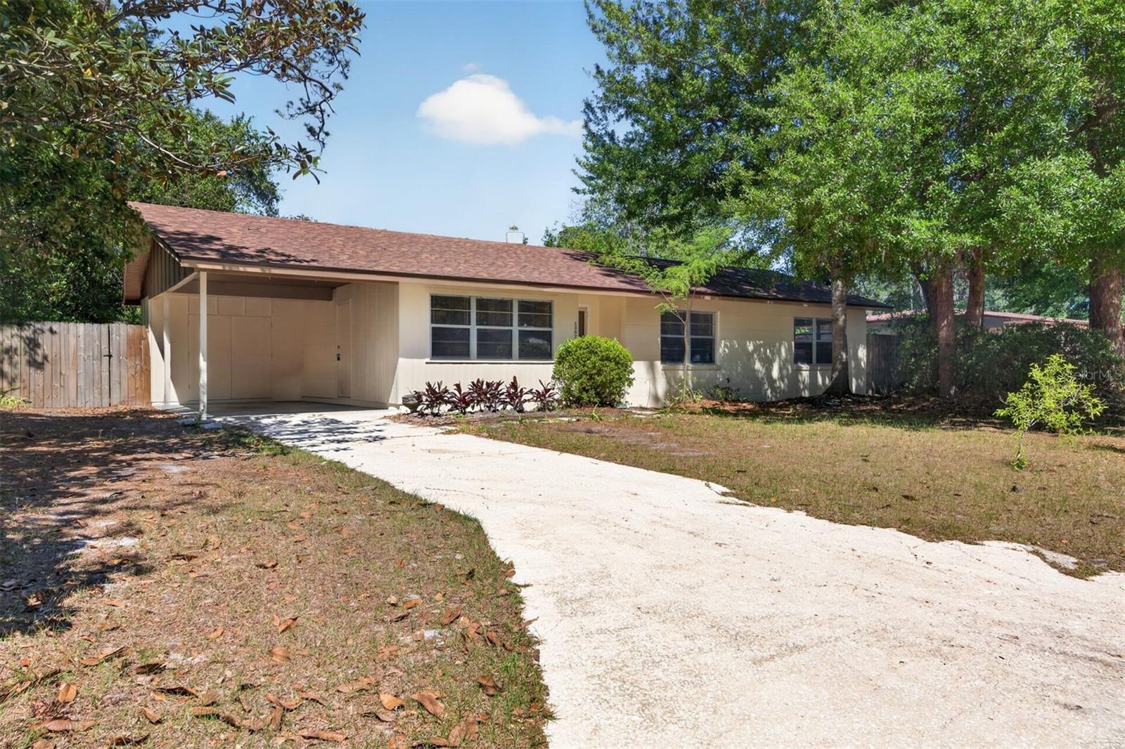 1302 NE 14TH TERRACE, GAINESVILLE, FL, 32601