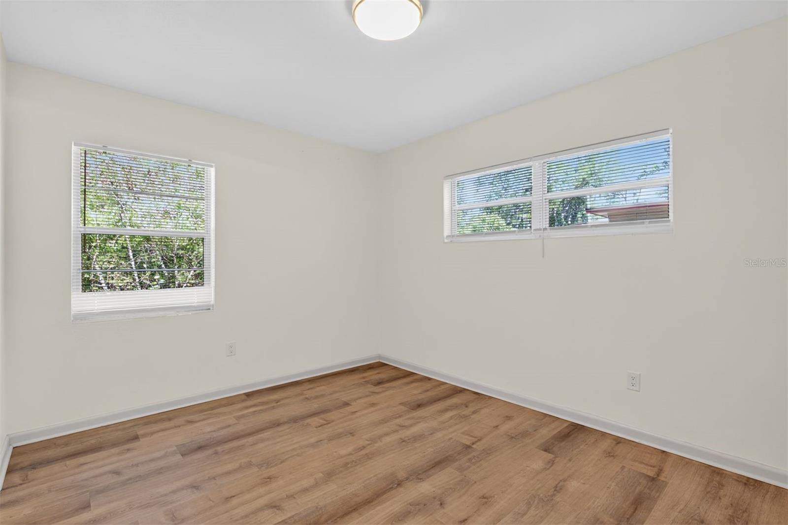 1302 NE 14TH TERRACE, GAINESVILLE, FL, 32601