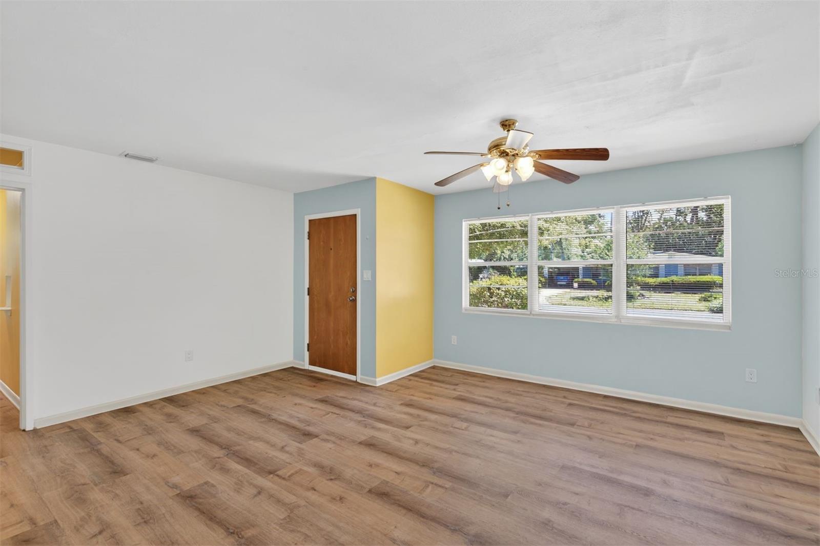 1302 NE 14TH TERRACE, GAINESVILLE, FL, 32601
