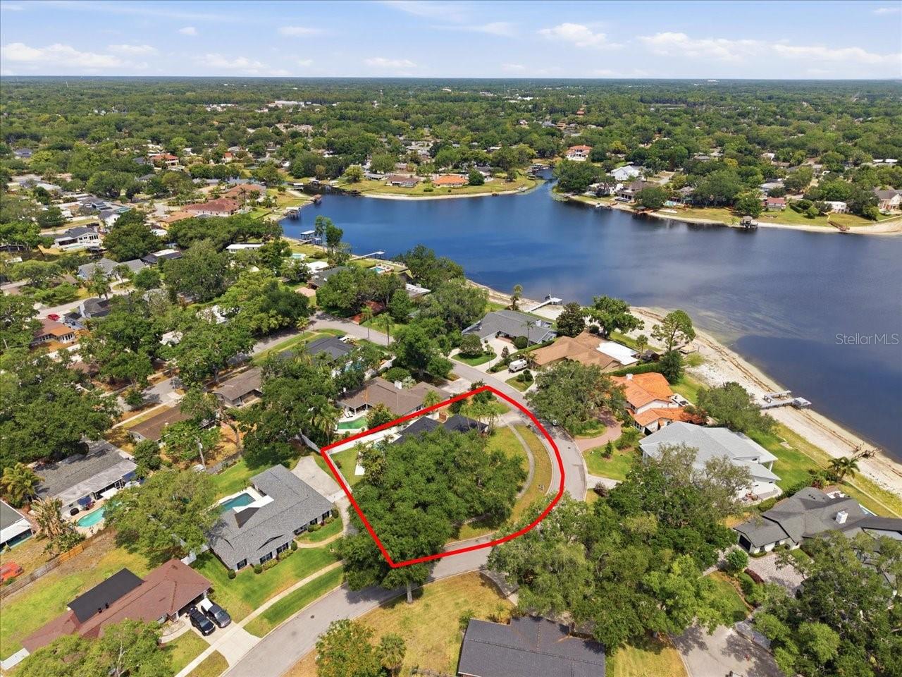3042 SAMARA DR, TAMPA, FL, 33618
