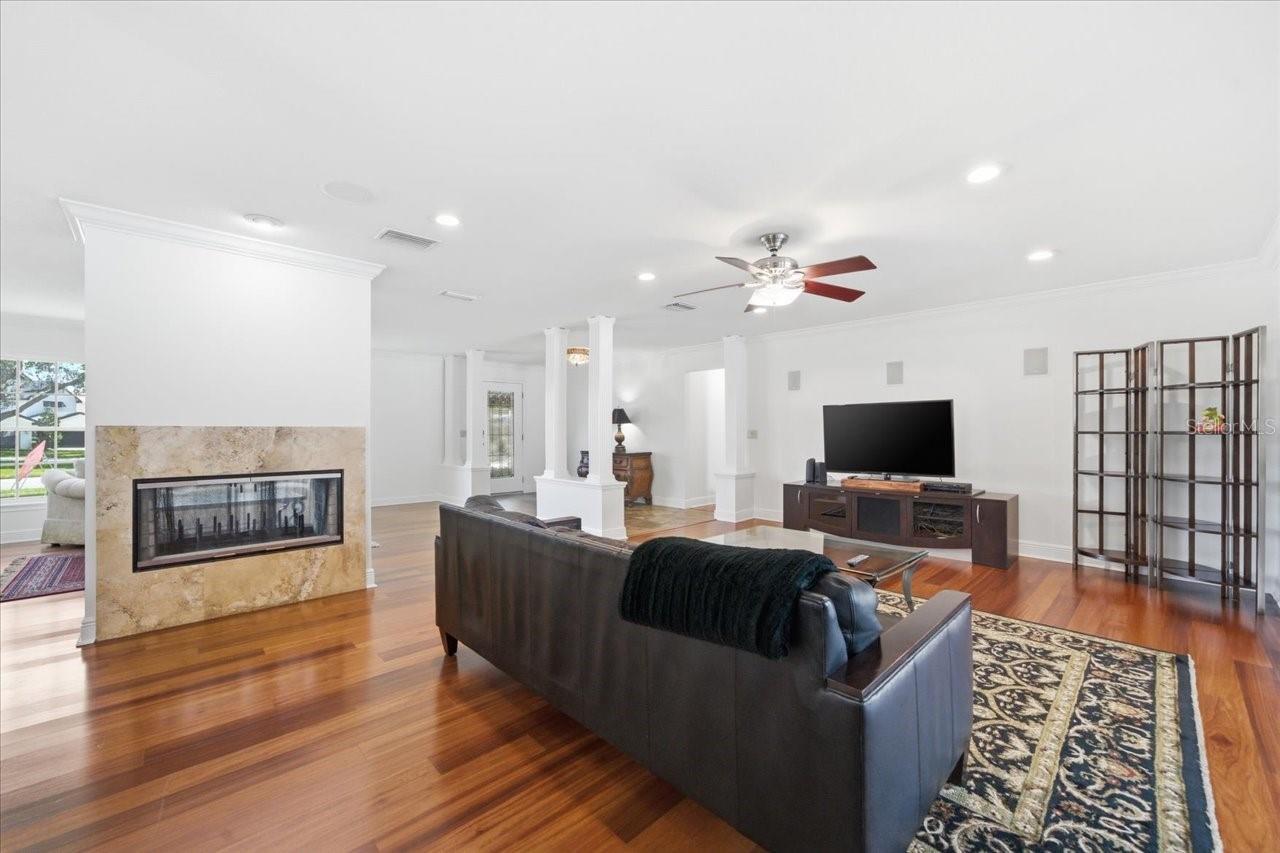 3042 SAMARA DR, TAMPA, FL, 33618