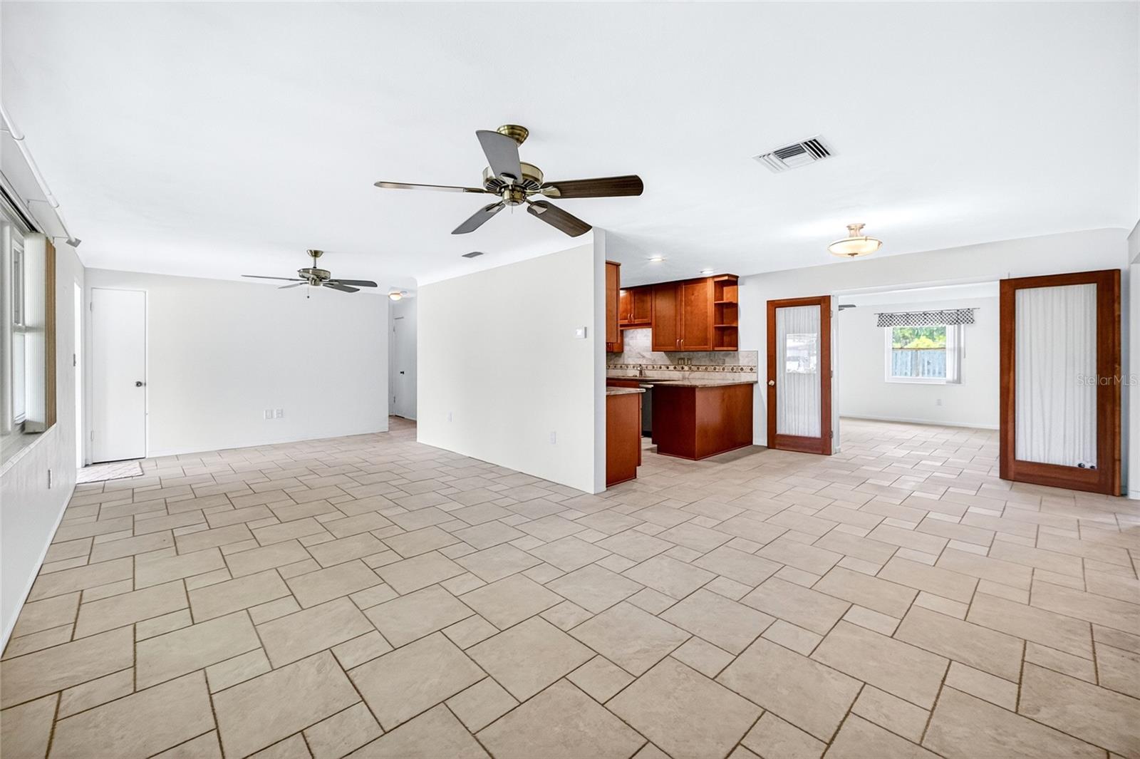 6074 28TH AVE N, ST PETERSBURG, FL, 33710