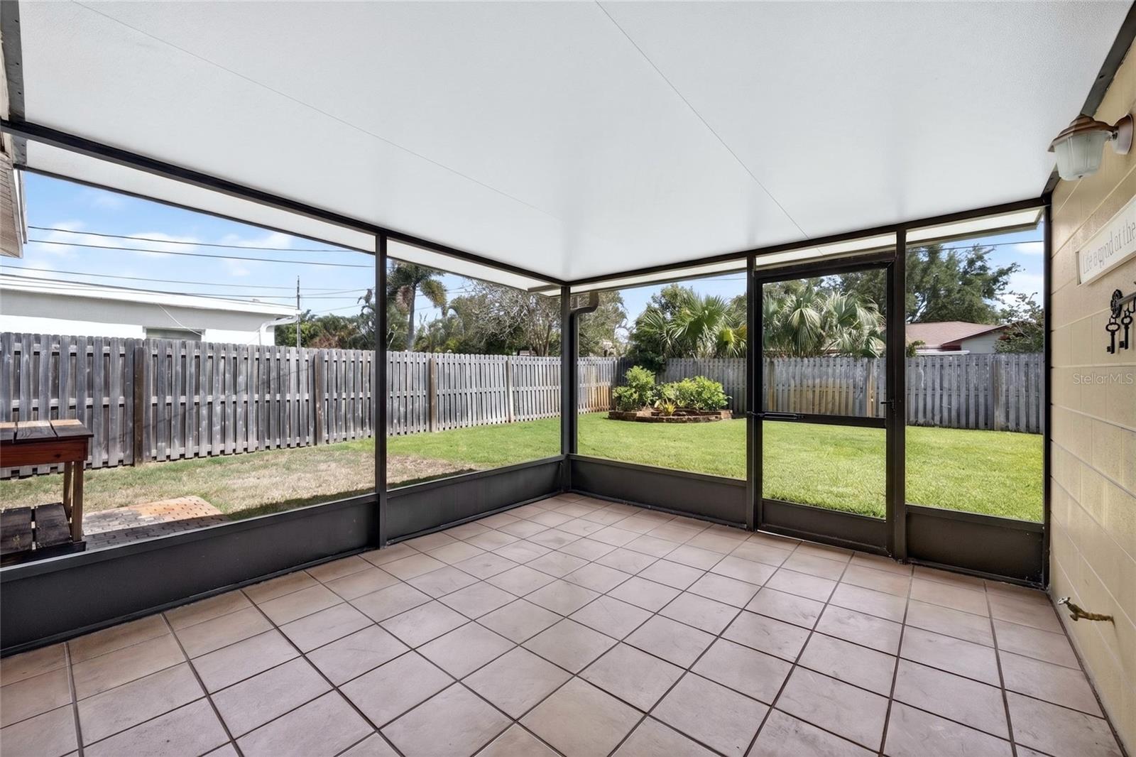 6074 28TH AVE N, ST PETERSBURG, FL, 33710