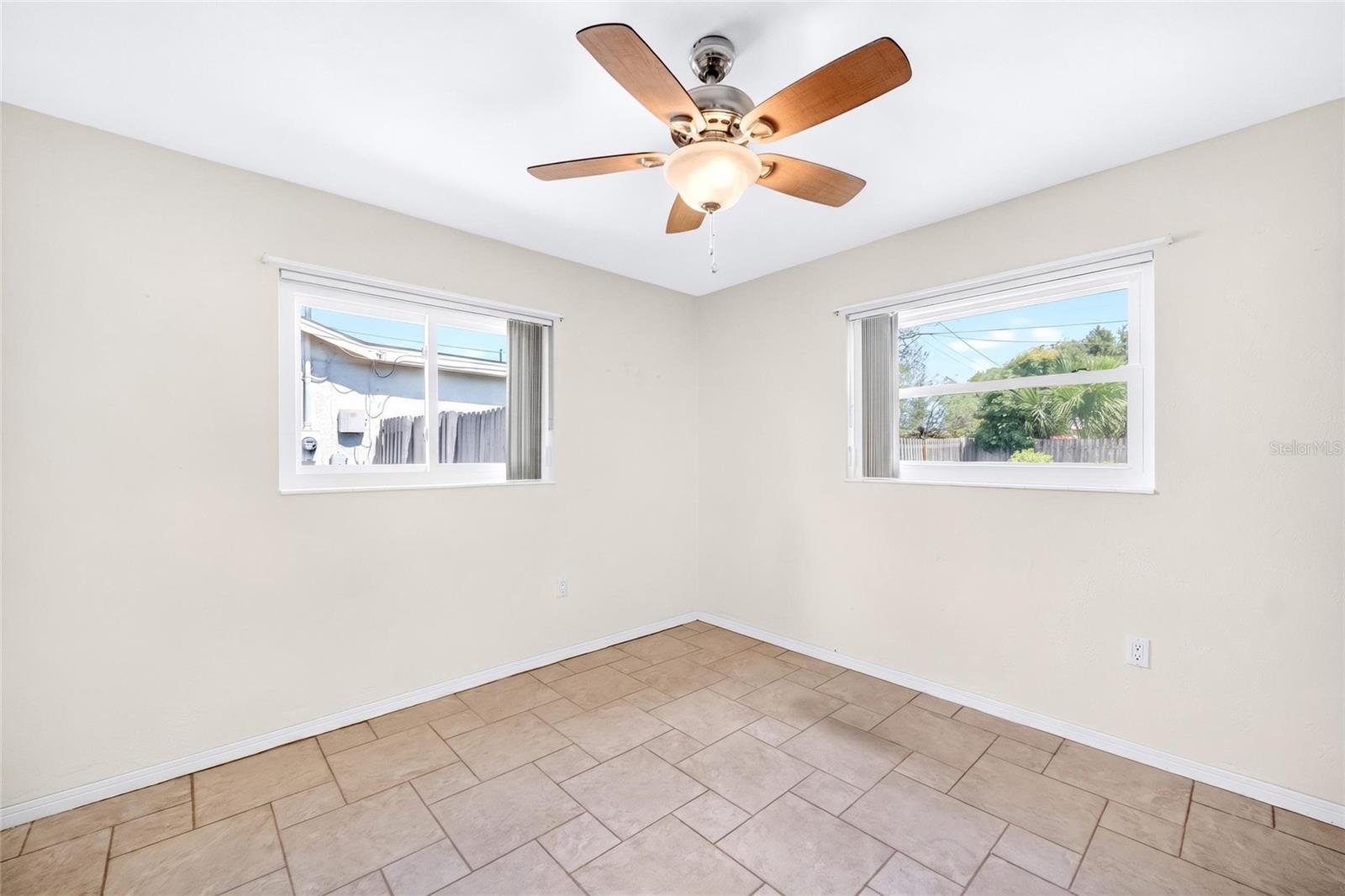6074 28TH AVE N, ST PETERSBURG, FL, 33710