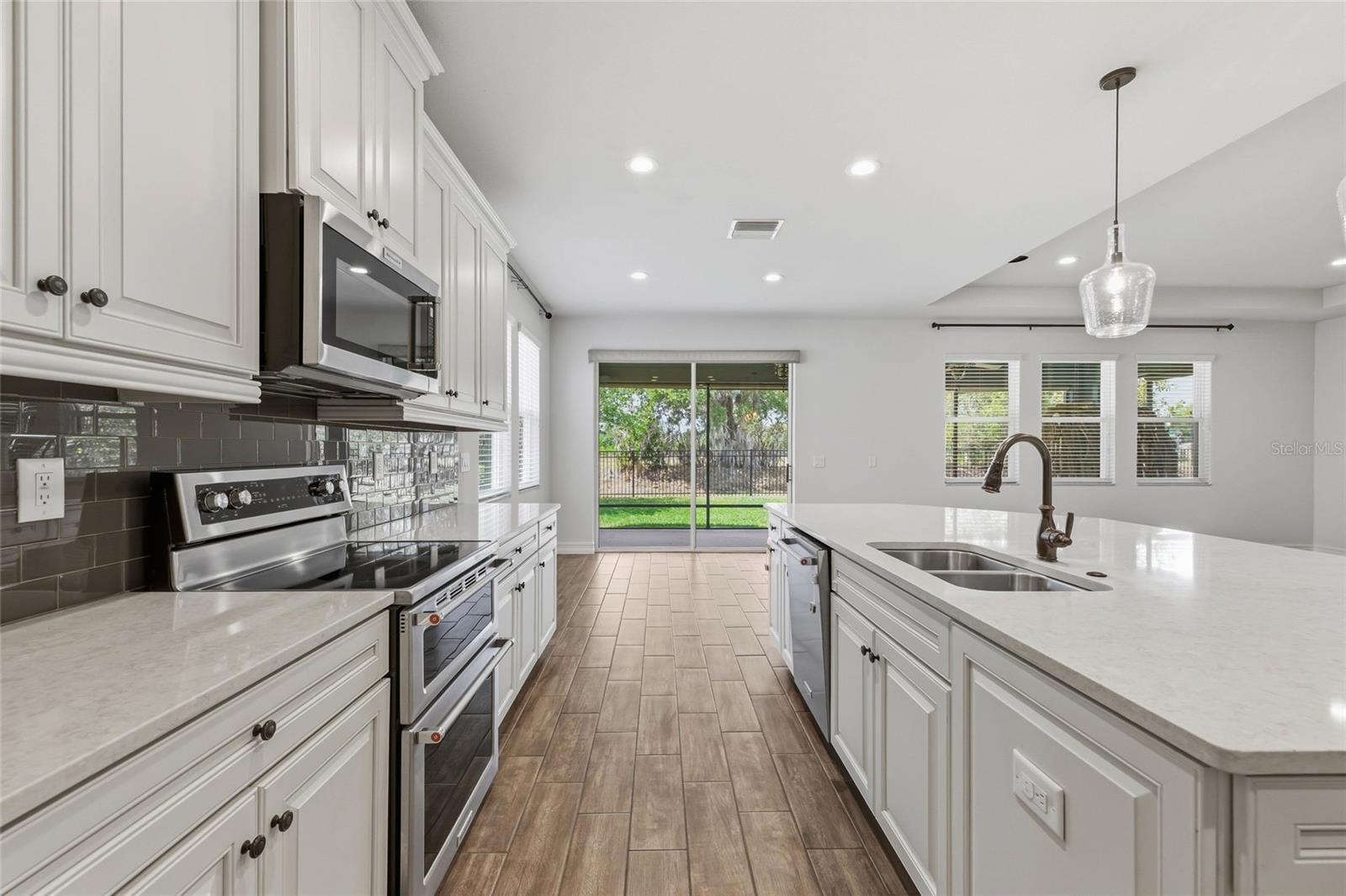 33140 AZALEA RIDGE DR, WESLEY CHAPEL, FL, 33545