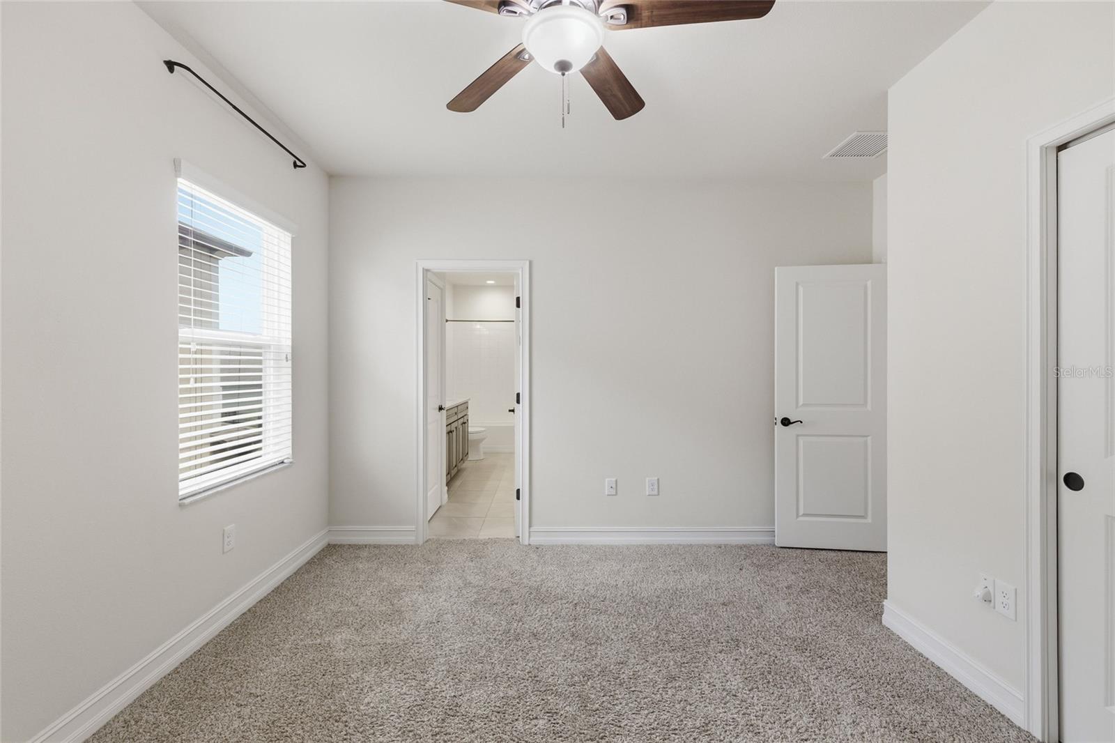 33140 AZALEA RIDGE DR, WESLEY CHAPEL, FL, 33545