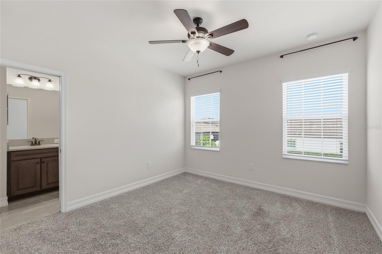 33140 AZALEA RIDGE DR, WESLEY CHAPEL, FL, 33545