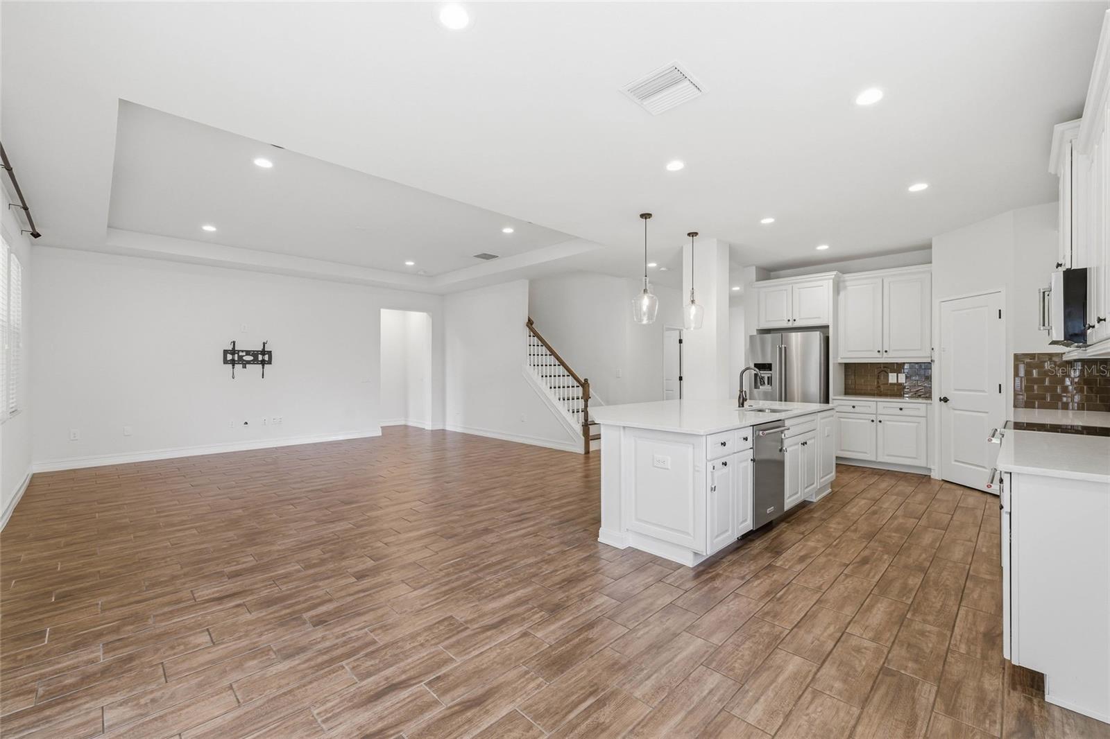 33140 AZALEA RIDGE DR, WESLEY CHAPEL, FL, 33545