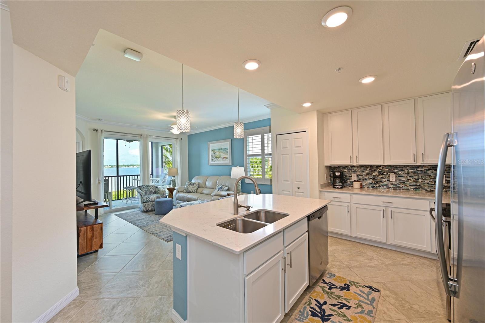 910 TIDEWATER SHORES LOOP #208, BRADENTON, FL, 34208