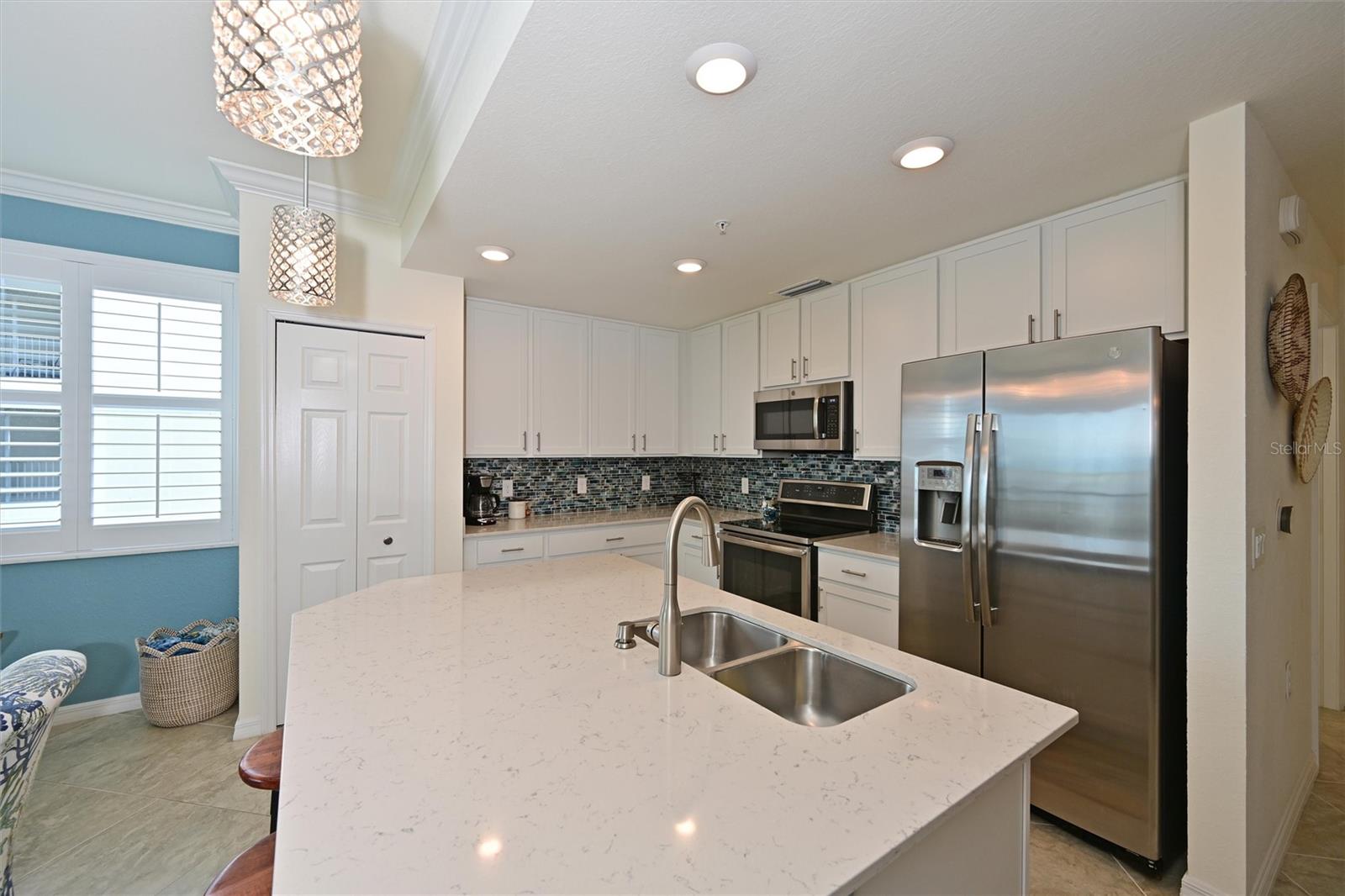 910 TIDEWATER SHORES LOOP #208, BRADENTON, FL, 34208