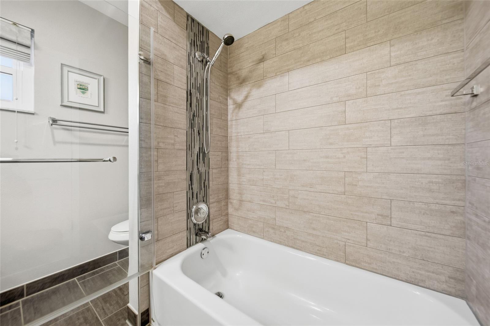 8304 12TH AVENUE DR NW, BRADENTON, FL, 34209