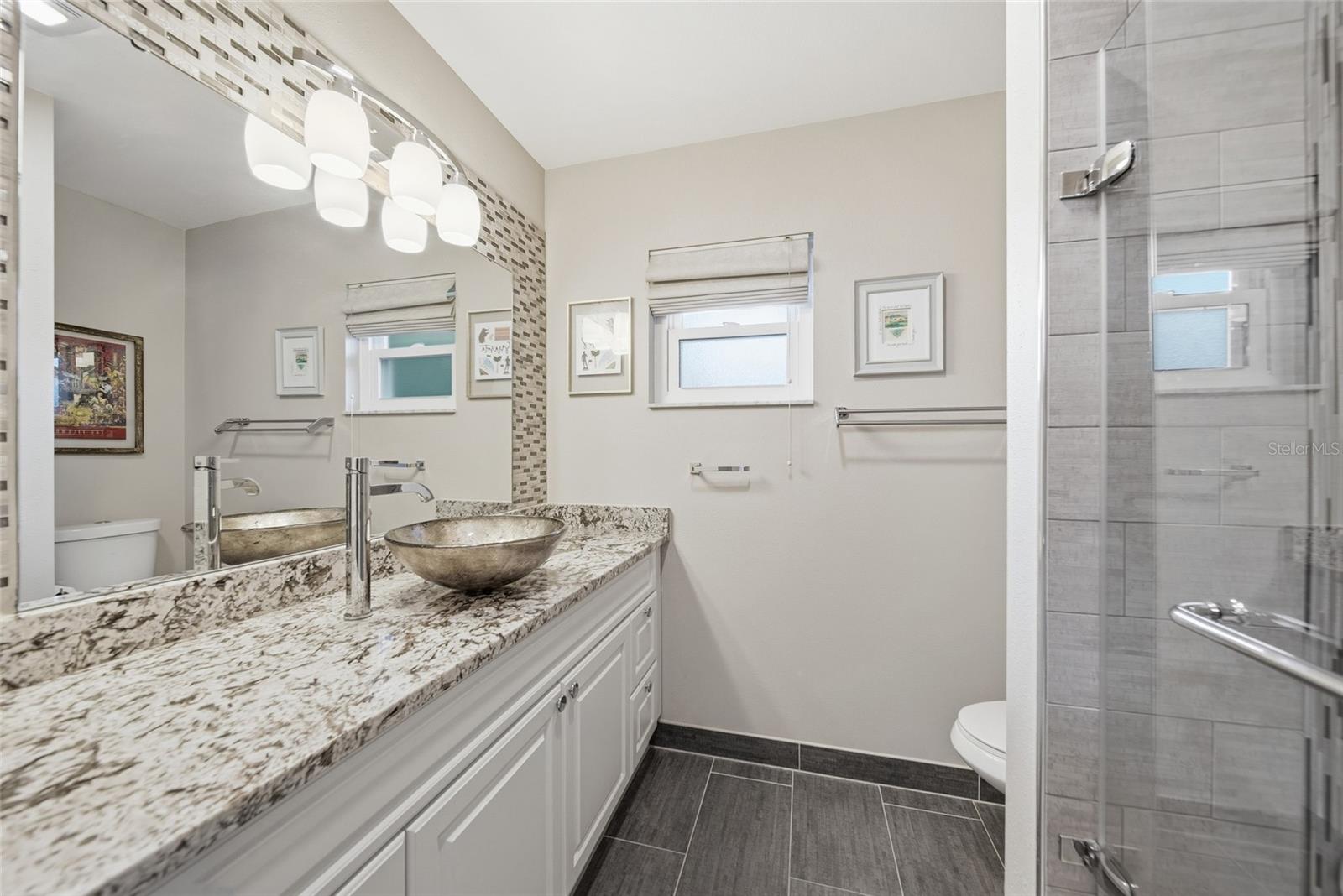 8304 12TH AVENUE DR NW, BRADENTON, FL, 34209