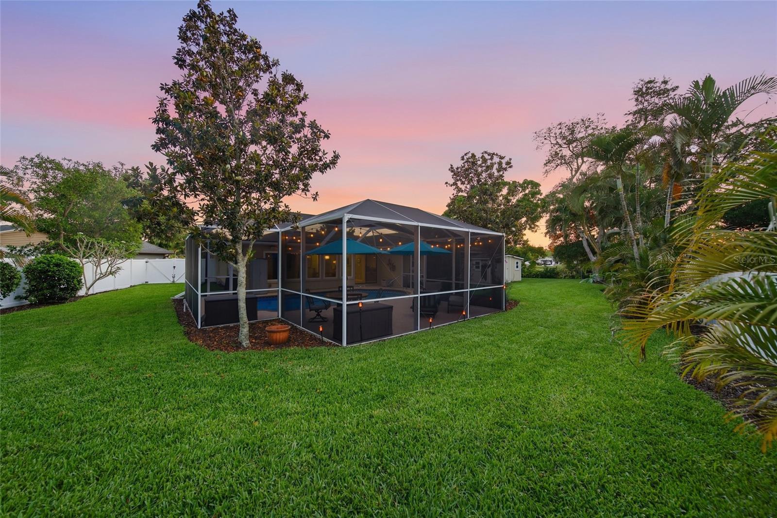 8304 12TH AVENUE DR NW, BRADENTON, FL, 34209