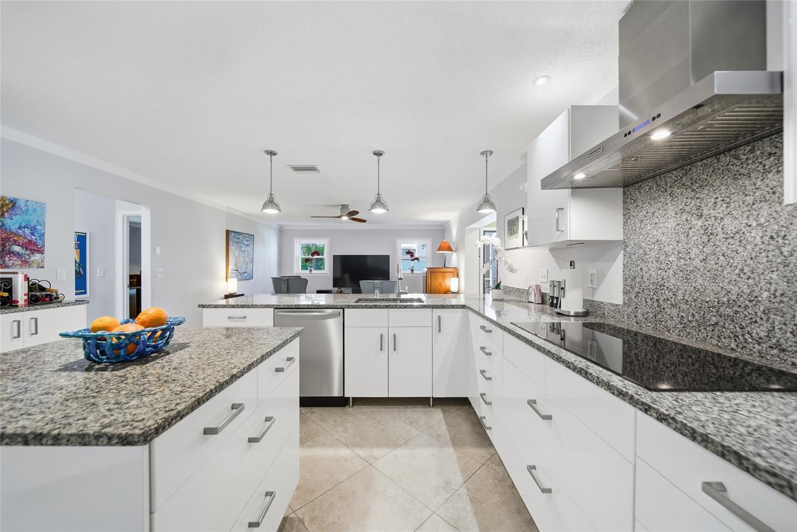 8304 12TH AVENUE DR NW, BRADENTON, FL, 34209