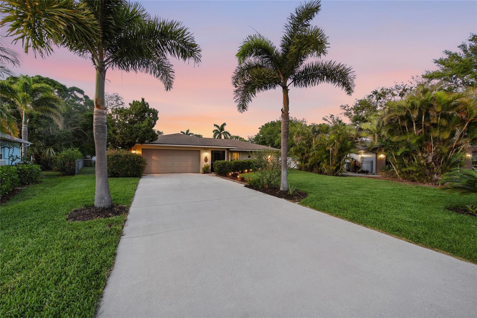8304 12TH AVENUE DR NW, BRADENTON, FL, 34209