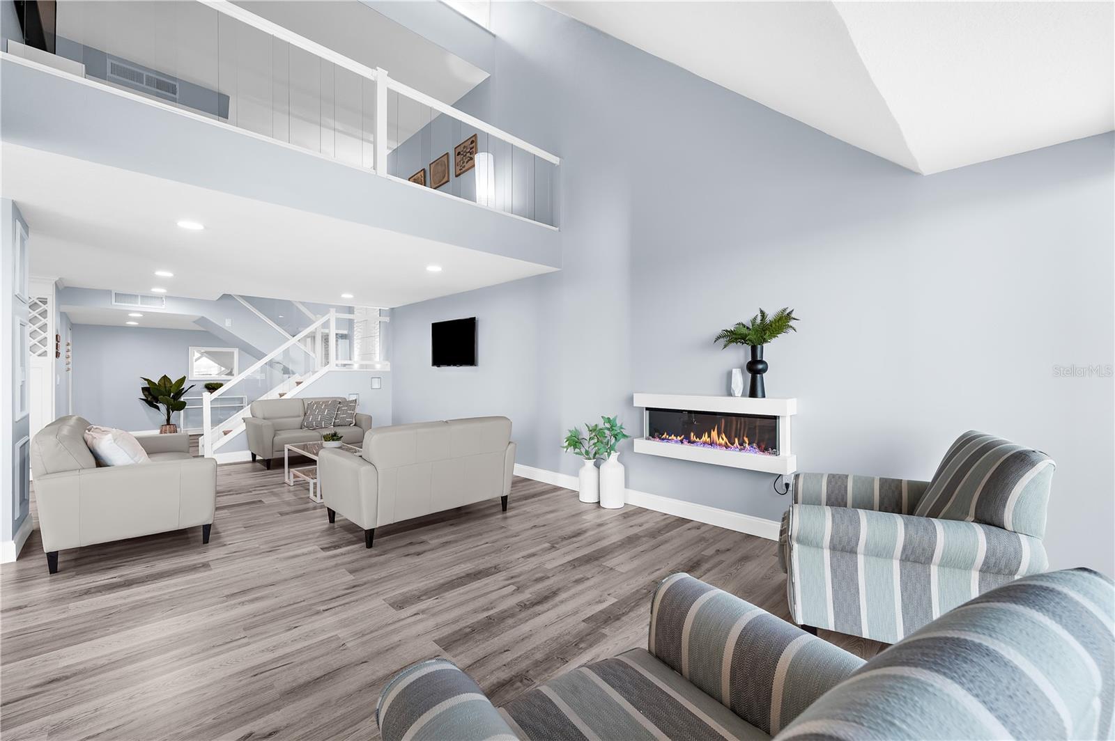 1380 GULF BLVD #PH 5, CLEARWATER BEACH, FL, 33767