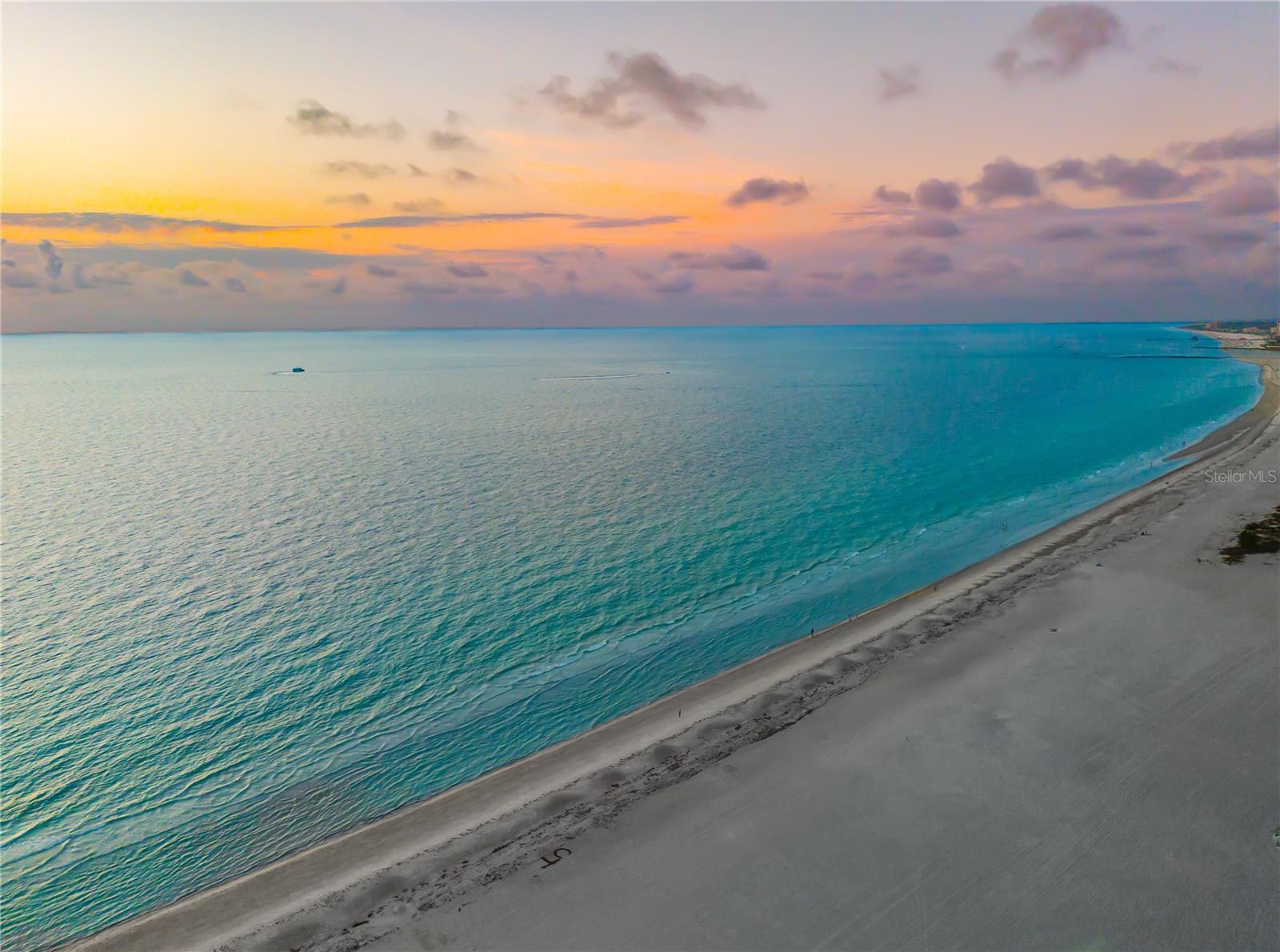 1380 GULF BLVD #PH 5, CLEARWATER BEACH, FL, 33767