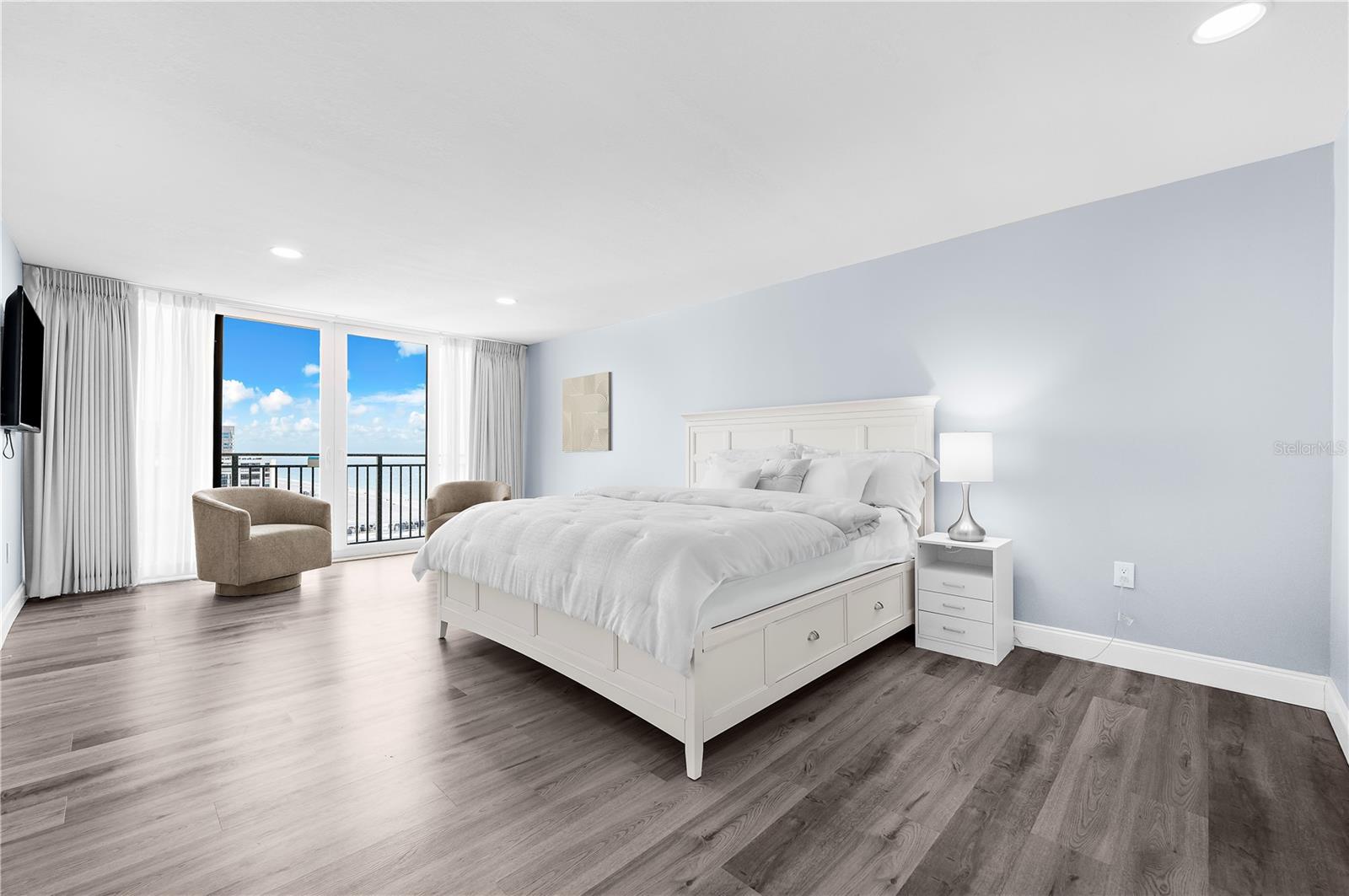1380 GULF BLVD #PH 5, CLEARWATER BEACH, FL, 33767