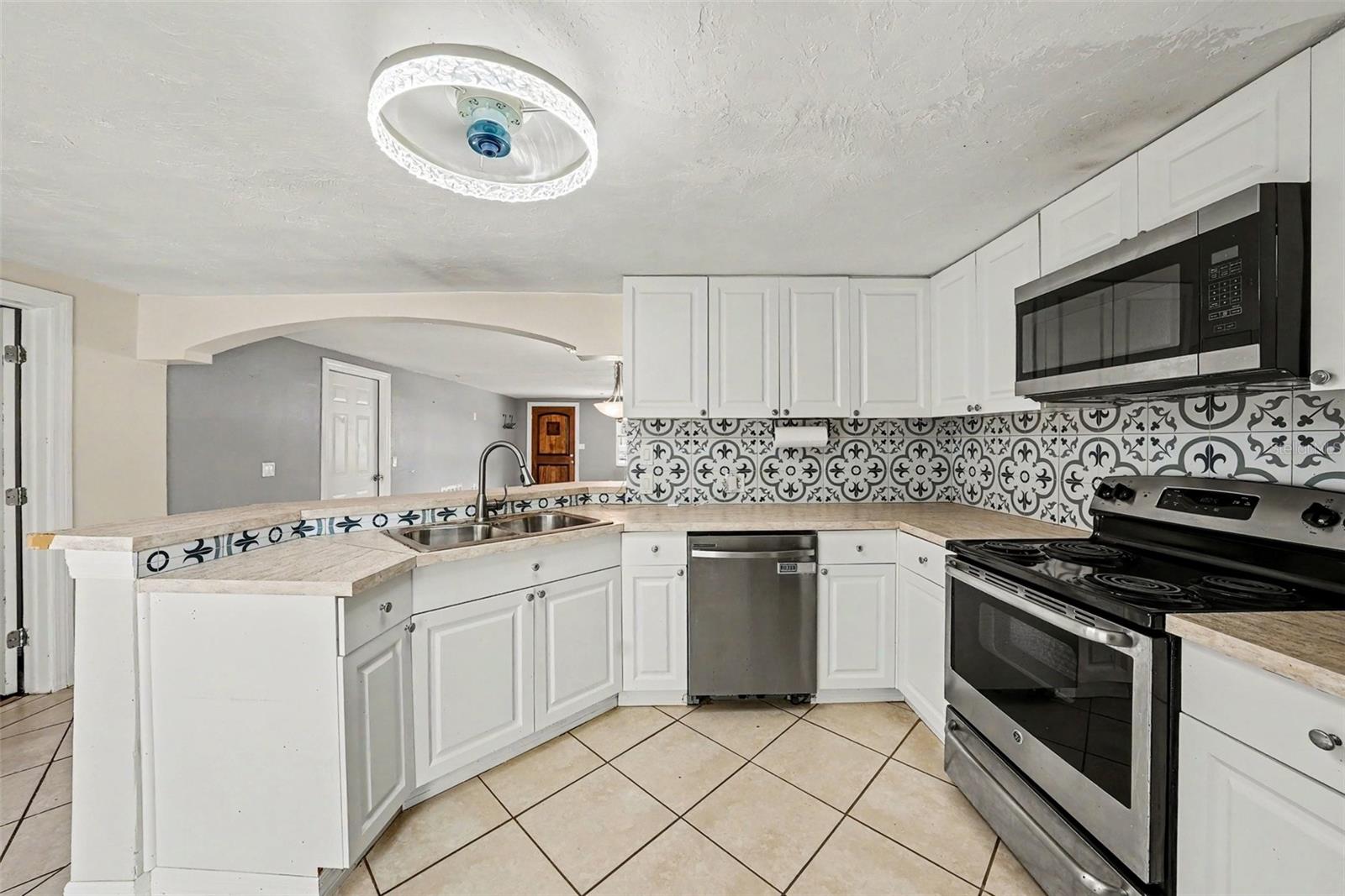 6145 MAPLEWOOD DR, NEW PORT RICHEY, FL, 34653