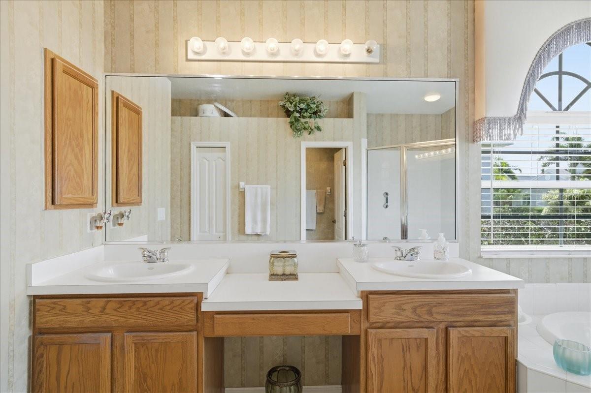 6210 IKES CABIN CT, PALMETTO, FL, 34221