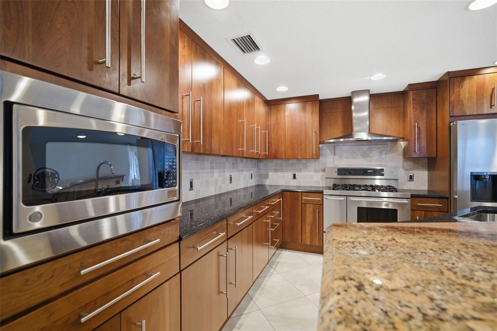 773 KINGSTON CT, APOLLO BEACH, FL, 33572