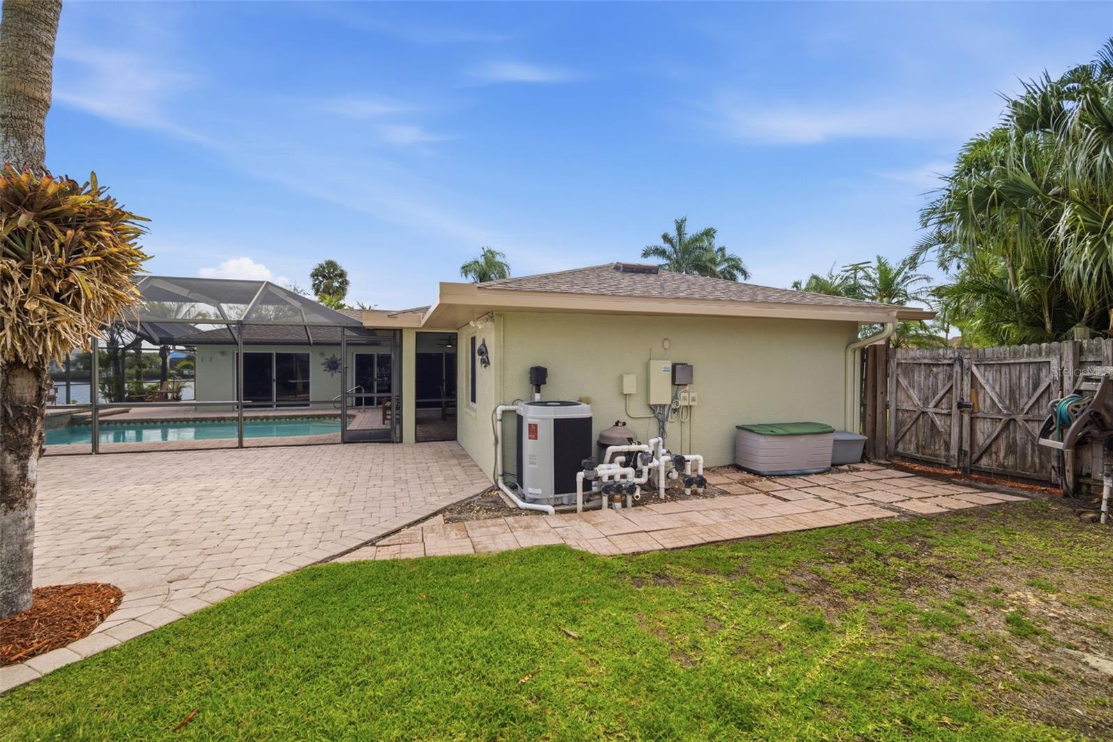 773 KINGSTON CT, APOLLO BEACH, FL, 33572