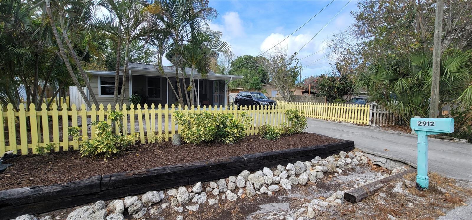 2912 HAWTHORNE ST, SARASOTA, FL, 34239