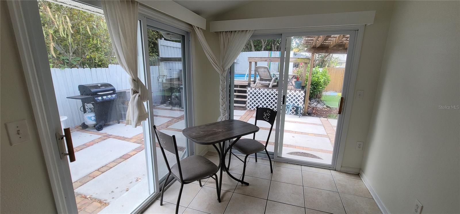 2912 HAWTHORNE ST, SARASOTA, FL, 34239