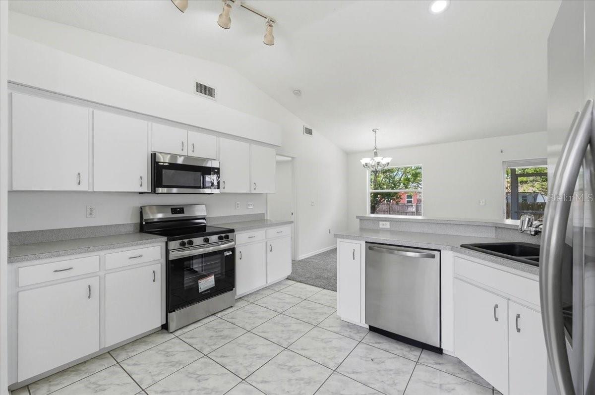 3221 MERLOT DR, LAKELAND, FL, 33811