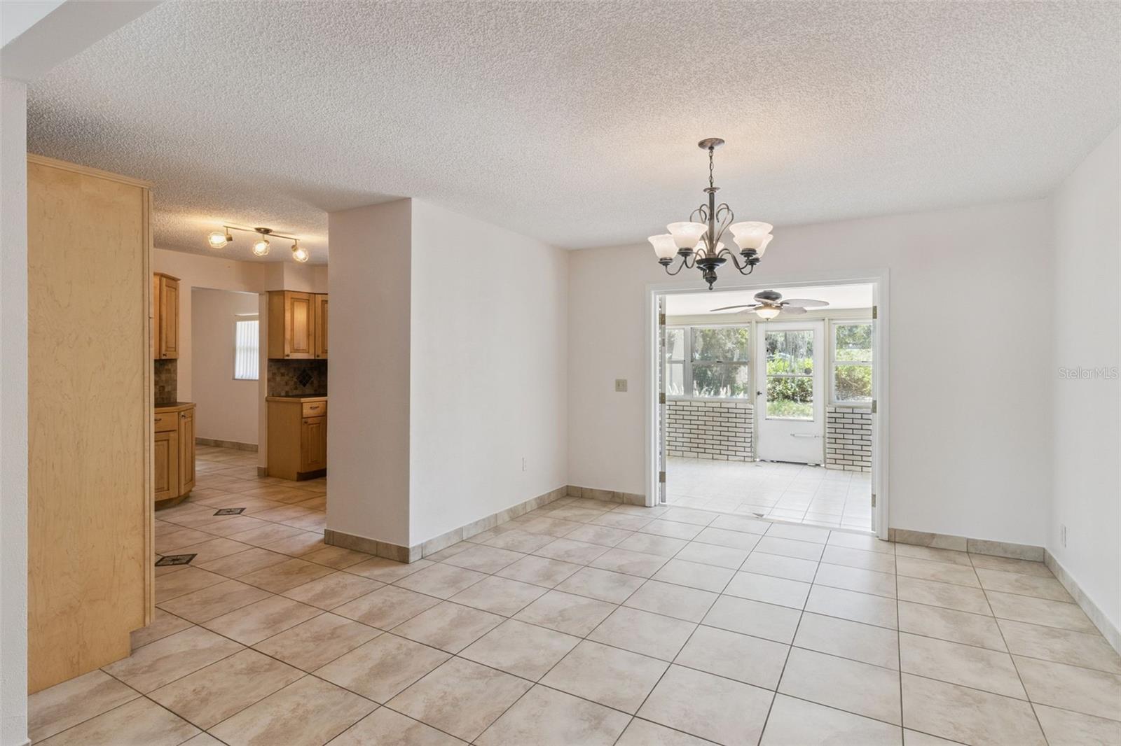 307 E MAPLE ST, DAVENPORT, FL, 33837