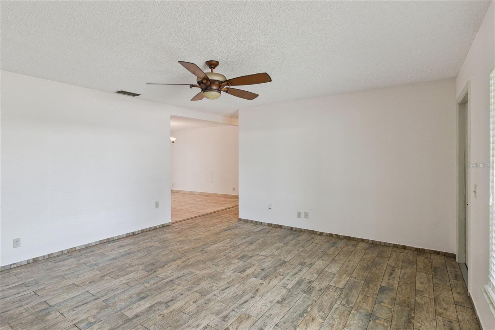 307 E MAPLE ST, DAVENPORT, FL, 33837