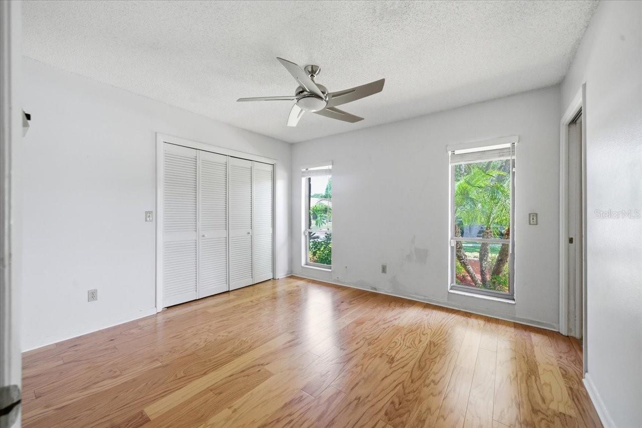 4326 MIDDLE LAKE DR, TAMPA, FL, 33624