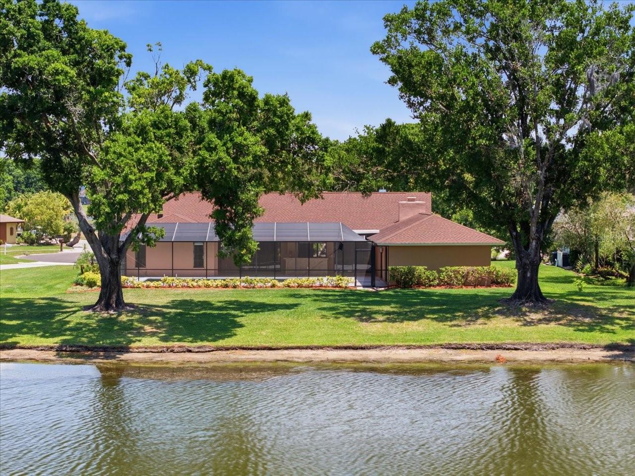 4326 MIDDLE LAKE DR, TAMPA, FL, 33624