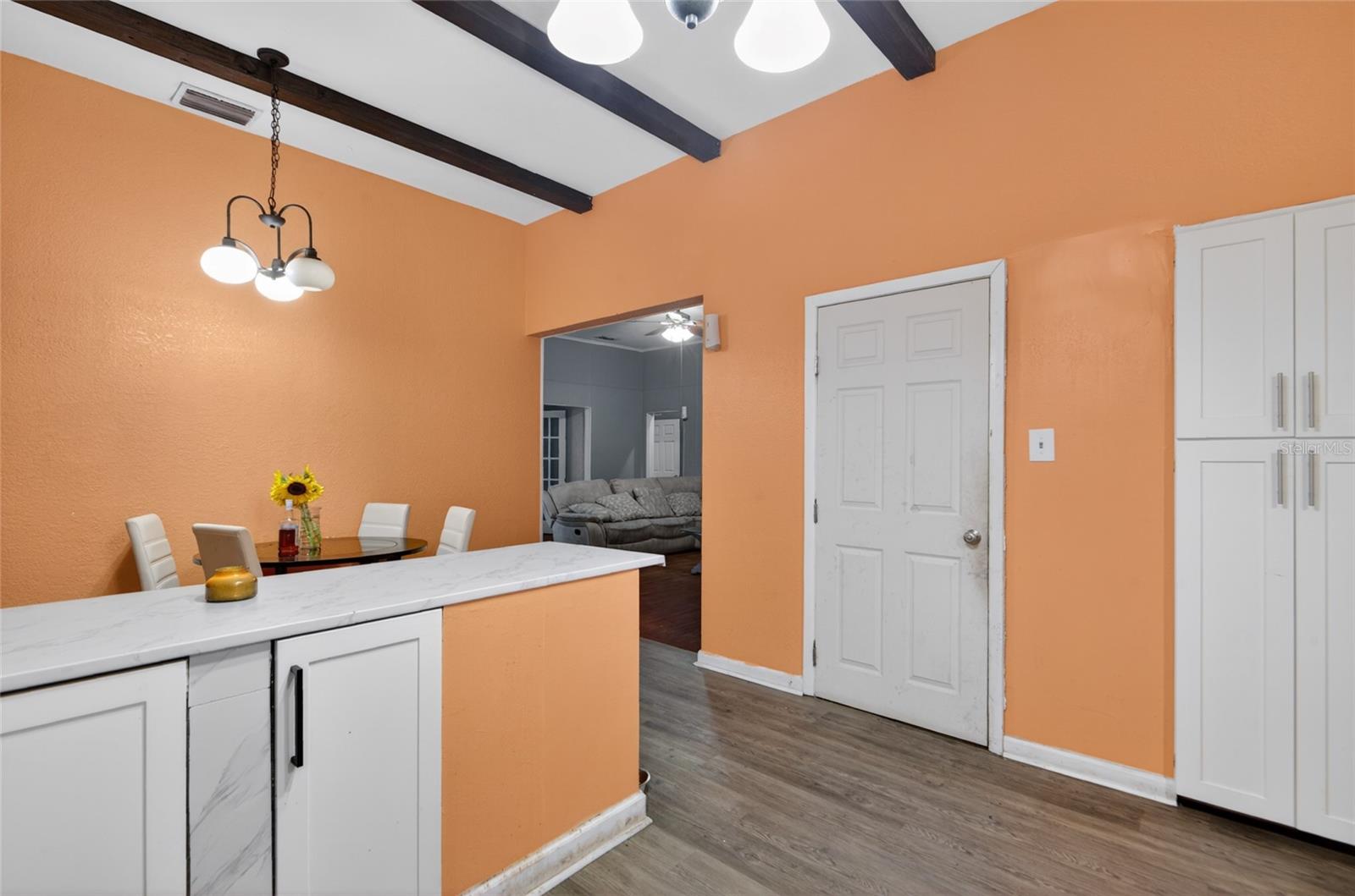 200 N ORANGE AVE, FORT MEADE, FL, 33841
